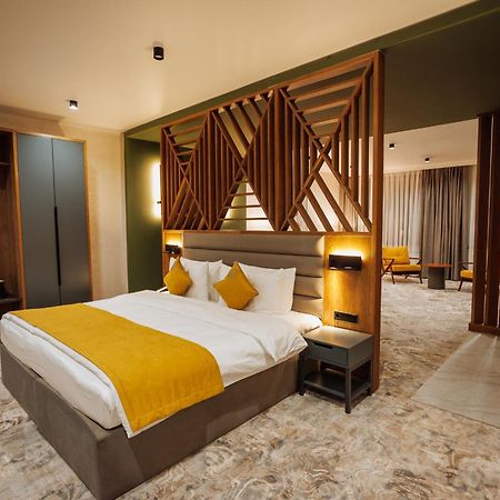 שימקנט Aurum Garden Hotel מראה חיצוני תמונה