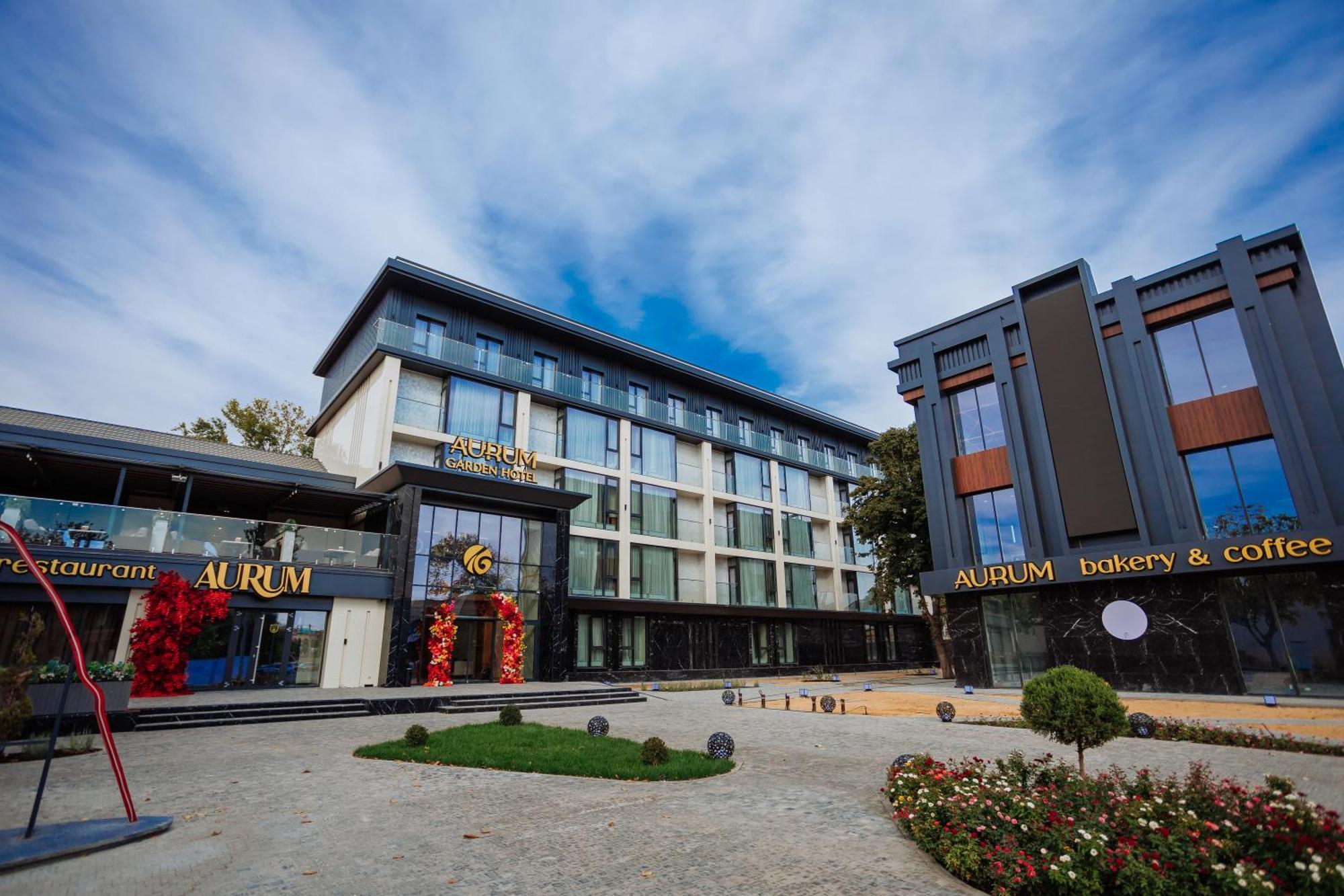 שימקנט Aurum Garden Hotel מראה חיצוני תמונה