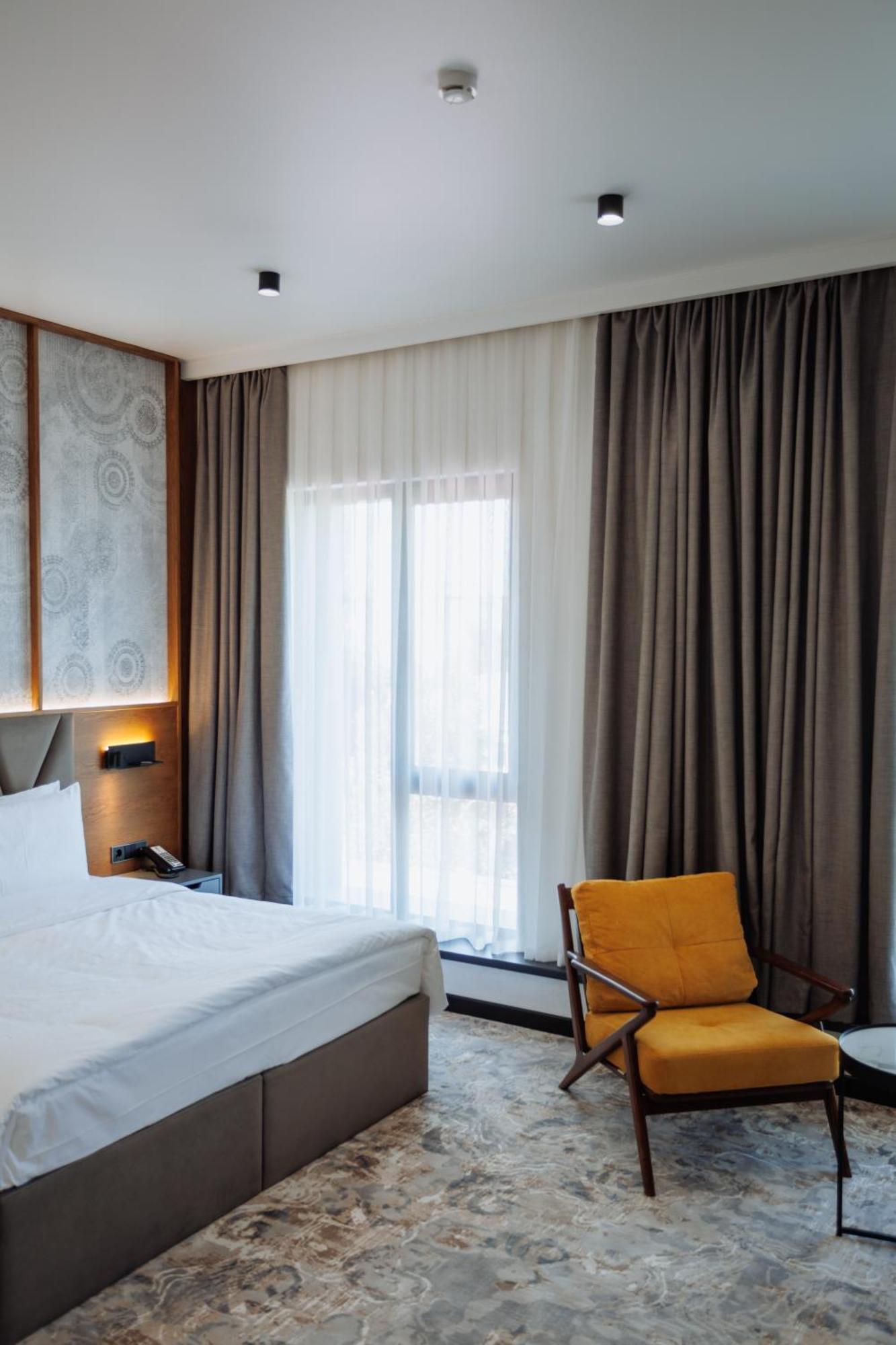 שימקנט Aurum Garden Hotel מראה חיצוני תמונה