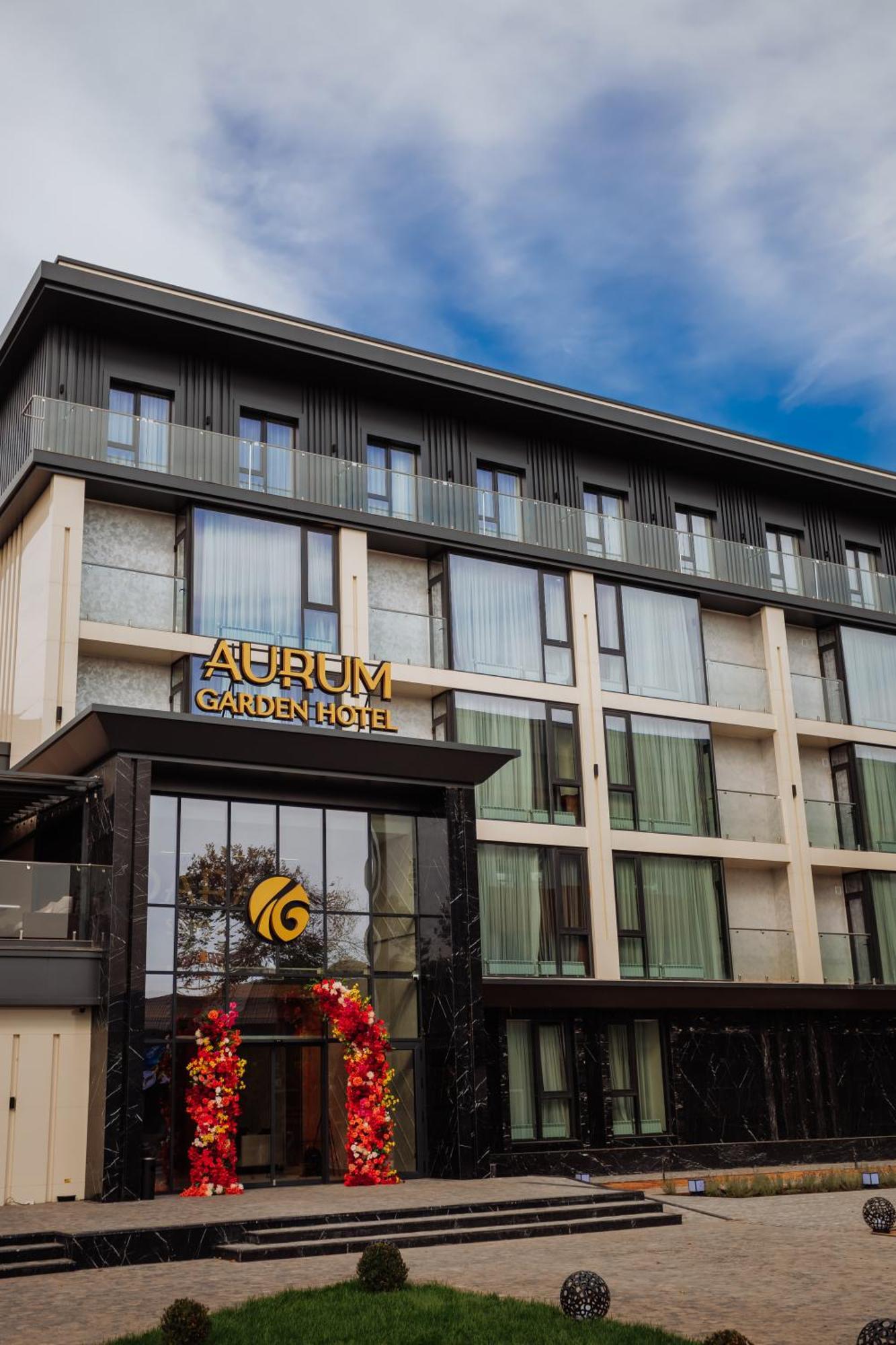 שימקנט Aurum Garden Hotel מראה חיצוני תמונה